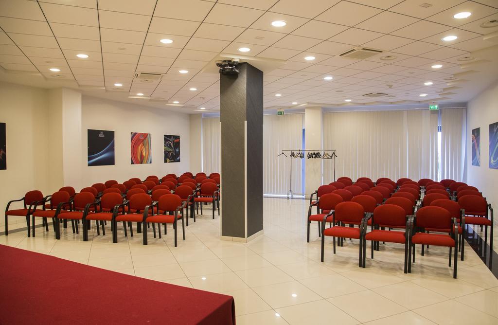 Best Western Hotel Class Lamezia Lamezia Terme Exterior photo
